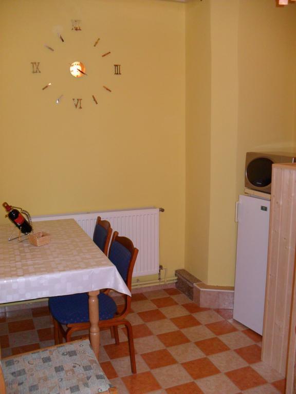 Oazis Apartman Harkány Zewnętrze zdjęcie