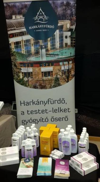 Oazis Apartman Harkány Zewnętrze zdjęcie